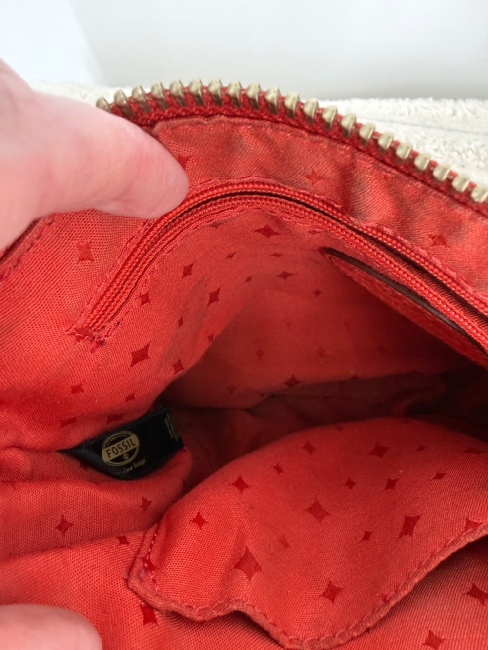Fossil “Marlow” in Red Leather Crossbody Bag - Picture 11 of 13